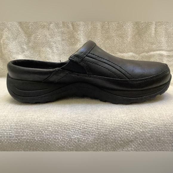 L.L. Bean Moc Mule Slide Shoe-Black Leather-8.5 Medium-Very Good Condition - Picture 5 of 13